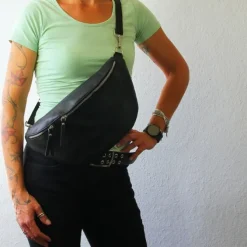 Florence Echtleder Gürteltasche extra groß Damen schwarz Bauchtasche Jugend OTF820S