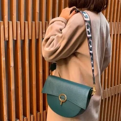 Florence Satteltasche Echtleder Damen schwarz OTF824S