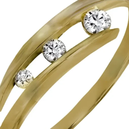 GoldDream Gold Ring Gr.56 3er Zirkonia weiß 333er Gelbgold GDR529Y56
