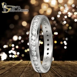 GoldDream Gold Ring Gr.56 Zirkonia weiß 333er Weißgold GDR520J56