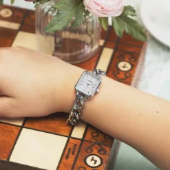 Oozoo Damen Armbanduhr Timepieces Analog Edelstahl silber UOC11130