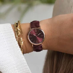 Oozoo Damen Armbanduhr Vintage Analog Leder rot UOC9306A