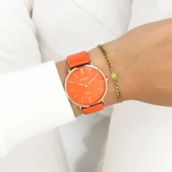 Oozoo Damen Armbanduhr Vintage Analog Leder rot orange UOC20321