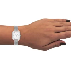 Oozoo Damen Armbanduhr Vintage Series Analog Metall Mesh silber UOC20261